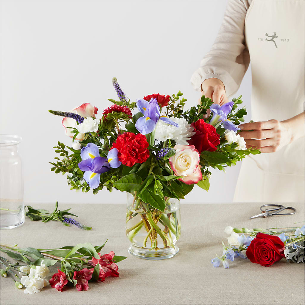 Star Spangled - A Florist Original – COCO'S FLOWER BAR, Mckinney TX