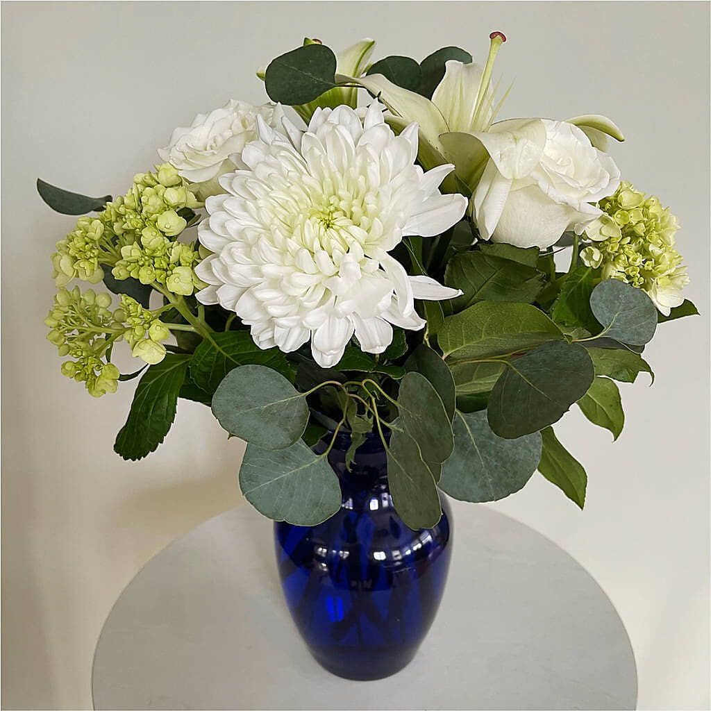 Snowy Dreams Bouquet – COCO'S FLOWER BAR, Mckinney TX