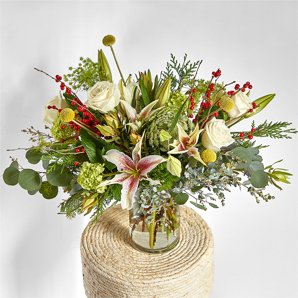 Berry & Bright Bouquet – COCO'S FLOWER BAR, Mckinney TX