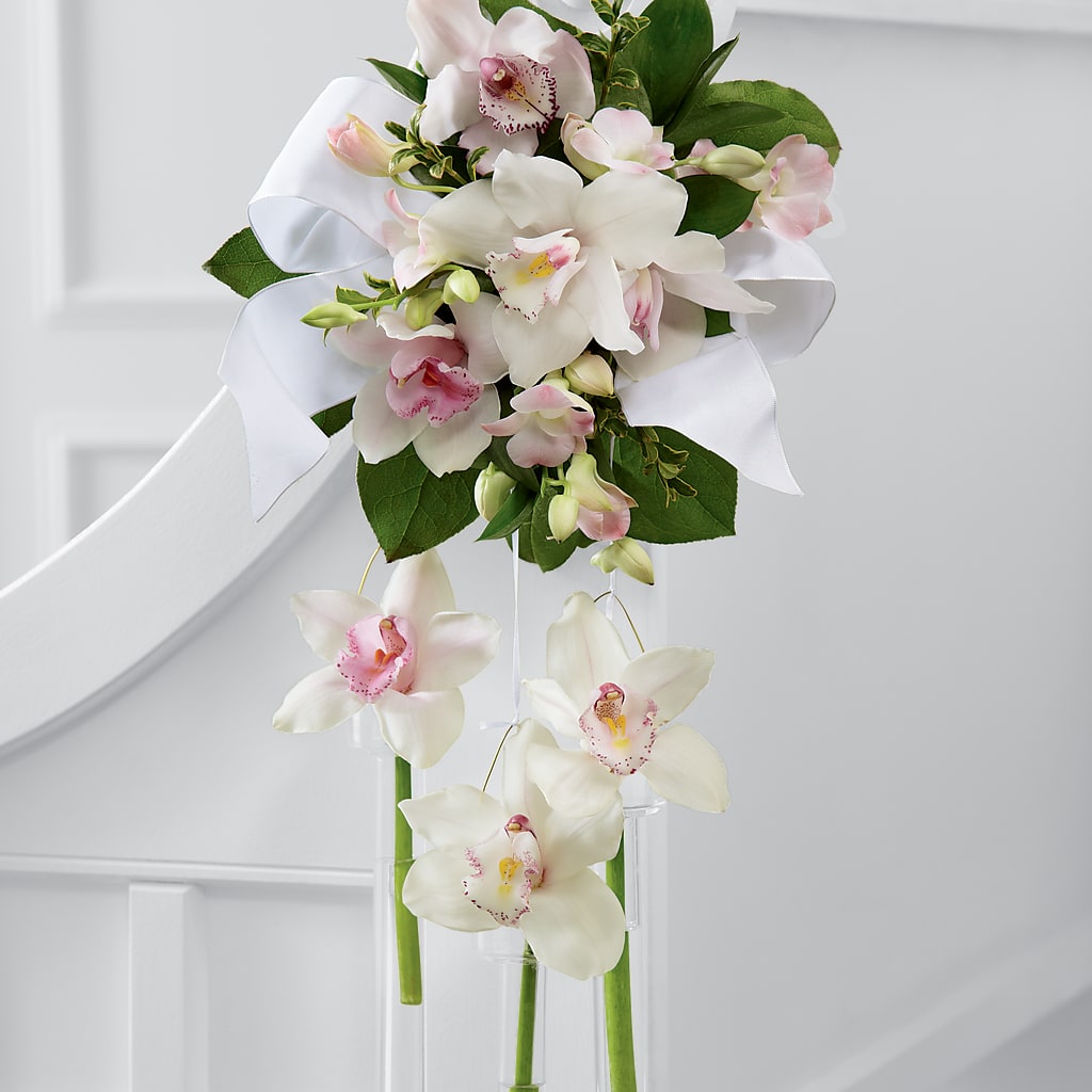 Perfect Entrance Pew Arrangement – COCO'S FLOWER BAR, Mckinney TX