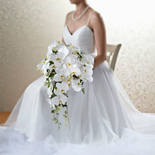 Classic White Bouquet – COCO'S FLOWER BAR, Mckinney TX